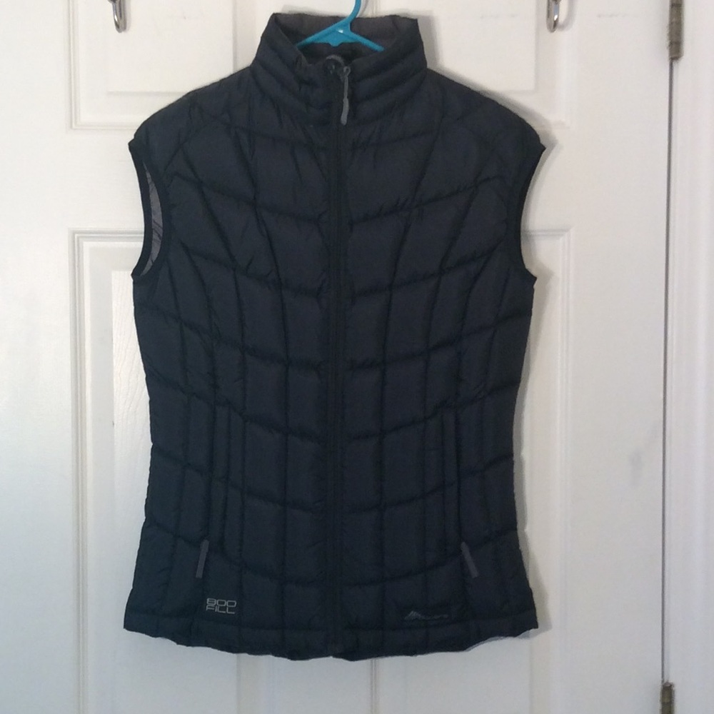 800 fill Cordillera down vest NWOT